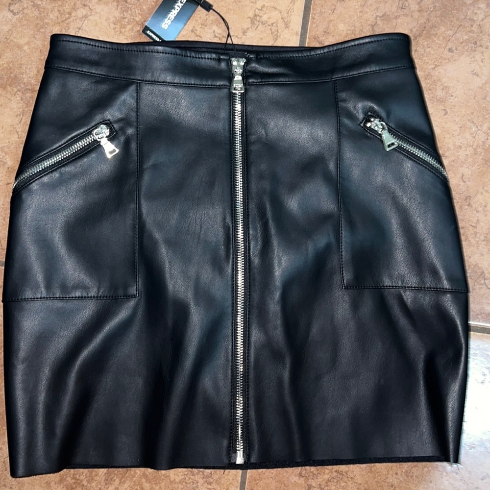 Express Skirt